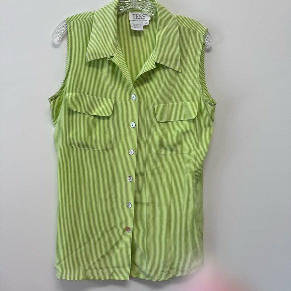 Tess Tops - Tess Vintage 100% Silk Green Striped Sleeveless Collared Button Down Size M